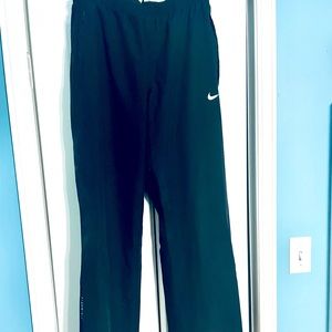 Nike woman’s rain proof pants